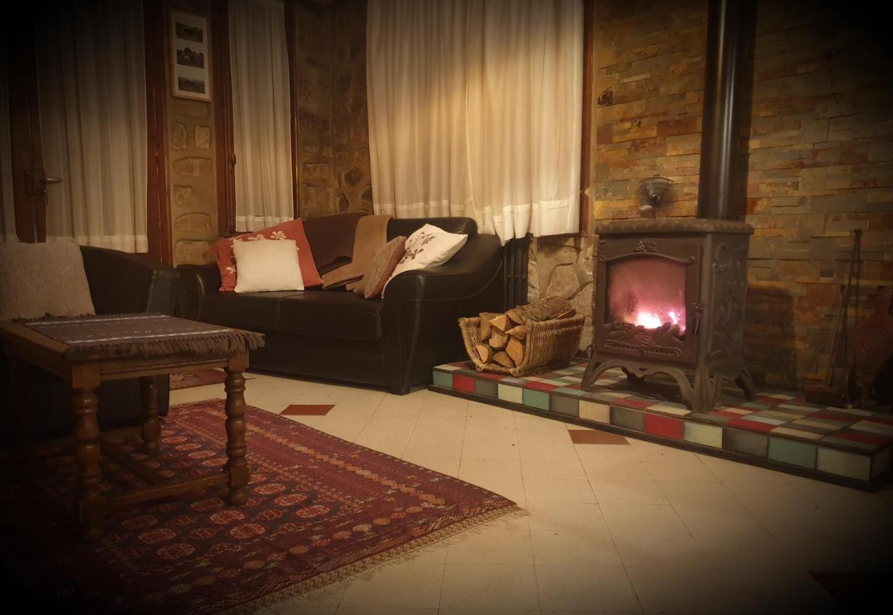 Mouli Del Riu Bed and Breakfast Saint-Pierre-dels-Forcats Εξωτερικό φωτογραφία