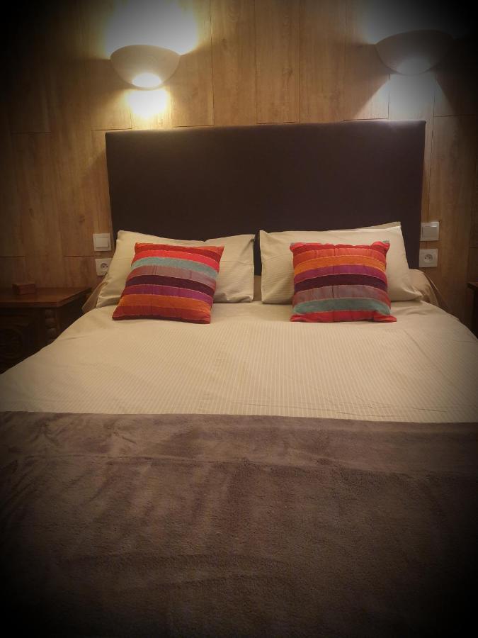 Mouli Del Riu Bed and Breakfast Saint-Pierre-dels-Forcats Εξωτερικό φωτογραφία